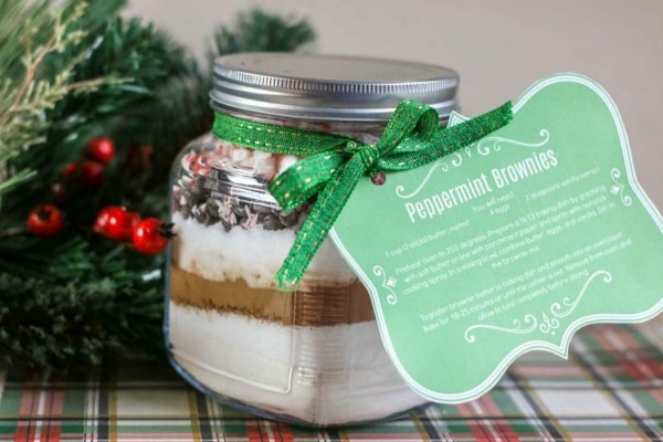 DIY Christmas Peppermint Brownie in a Jar