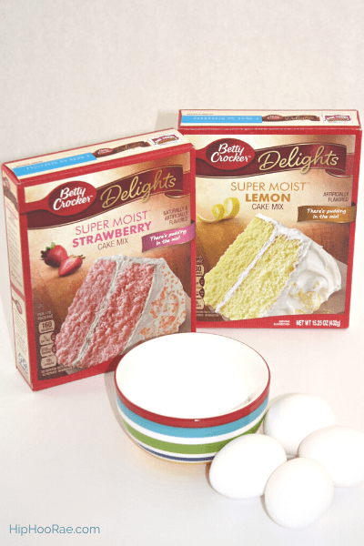 Ingredients needed to make Strawberry lemonade Cookies, 2 x cake mix and eggs.