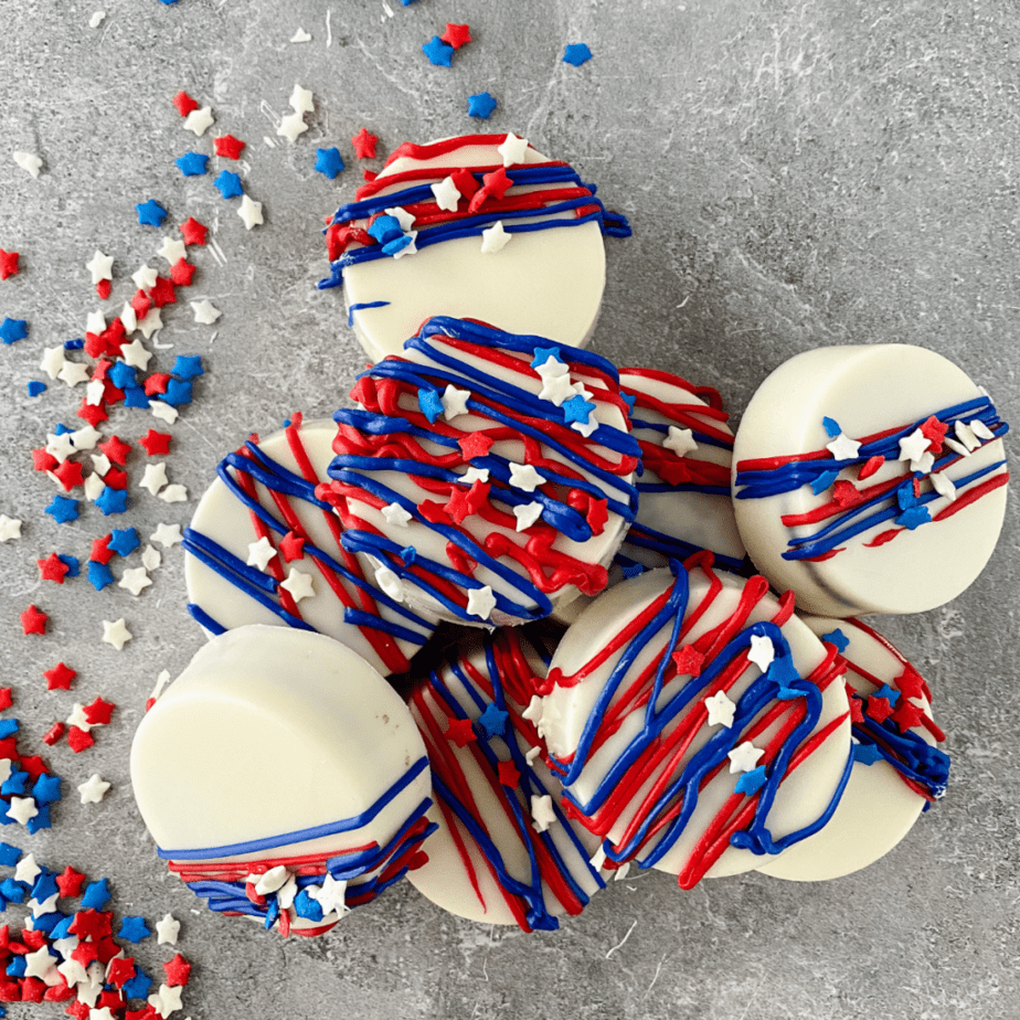Patriotic Covered Chocolate Oreos