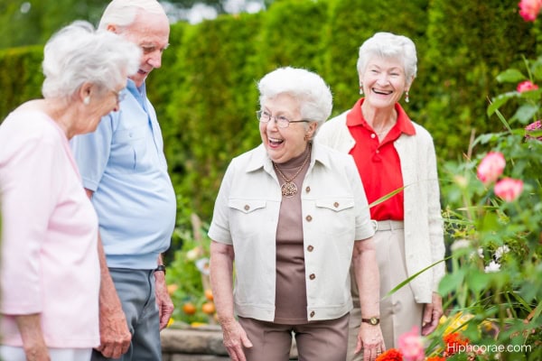 group of senior citizens enjoying the outdoors