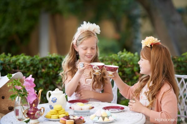 2 little girls having a tea party