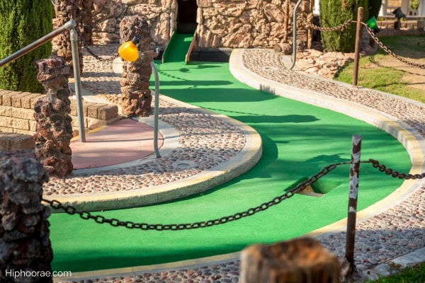 mini golf